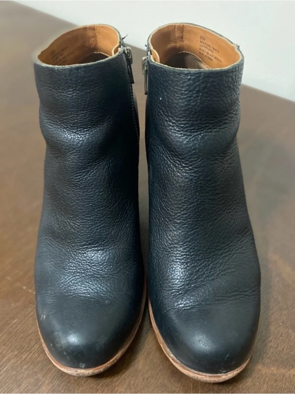 Kork-Ease sleek black
